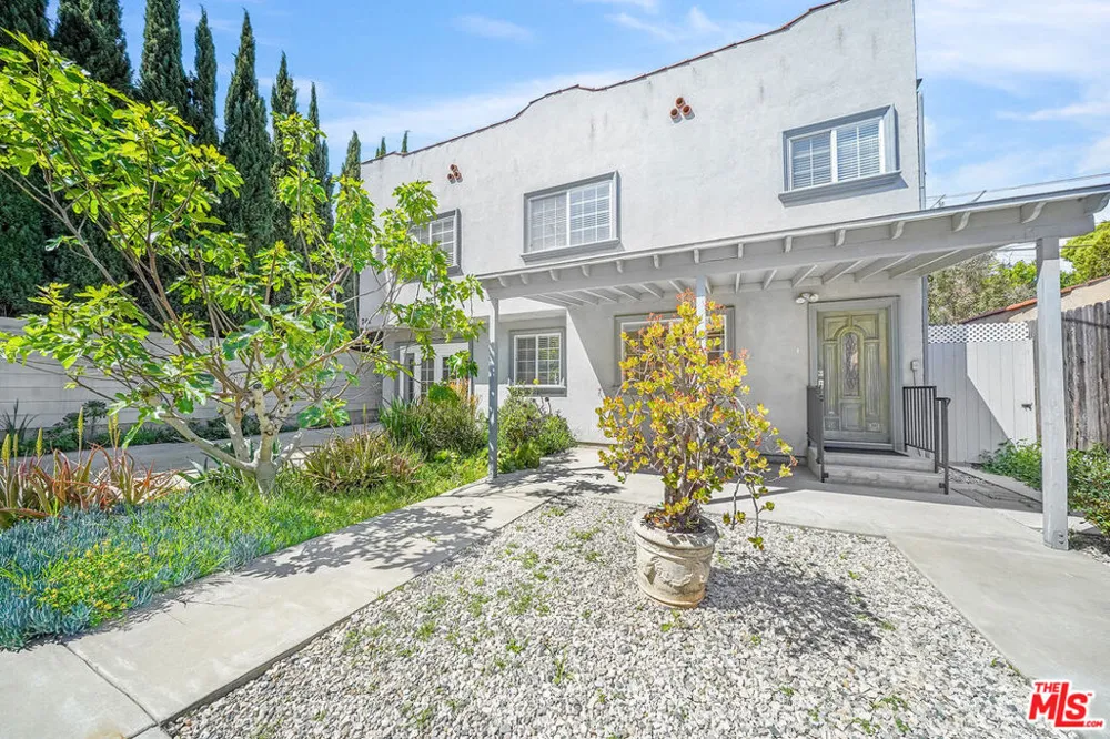 741 Las Palmas Avenue Los Angeles, CA 90038