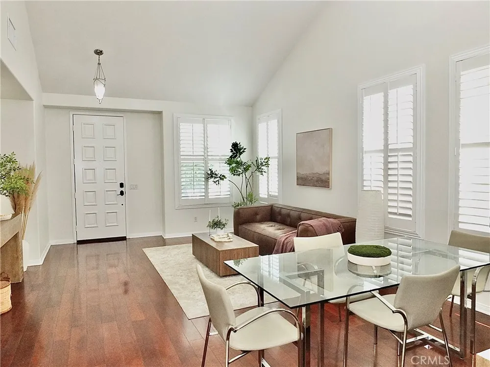 2471 Amelia Court Signal Hill, CA 90755