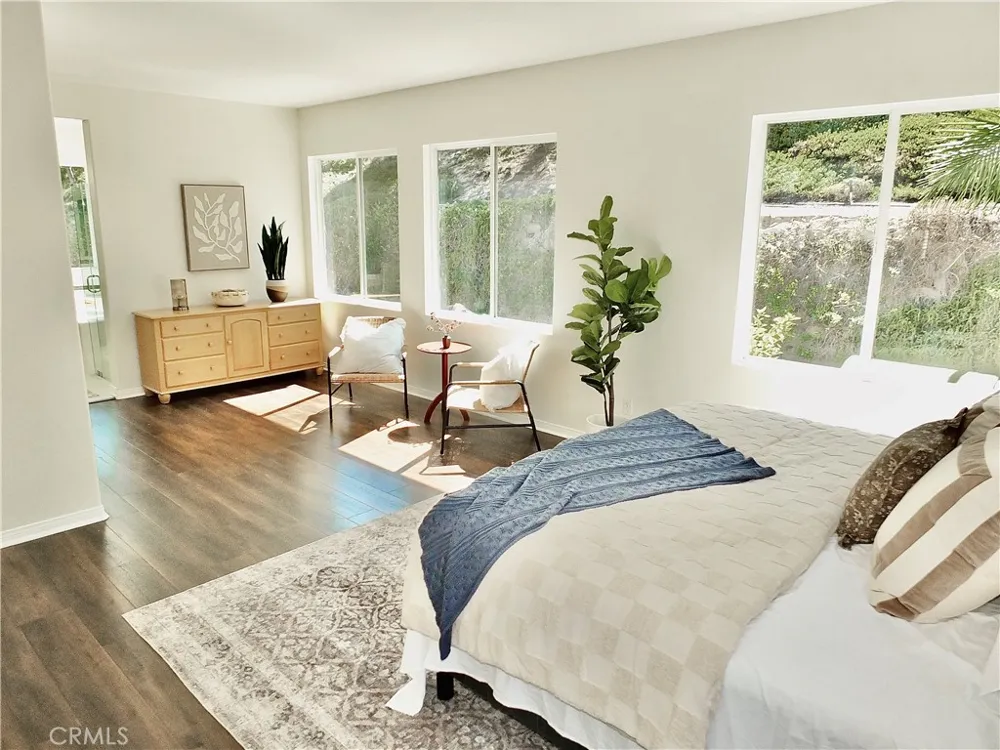 2471 Amelia Court Signal Hill, CA 90755