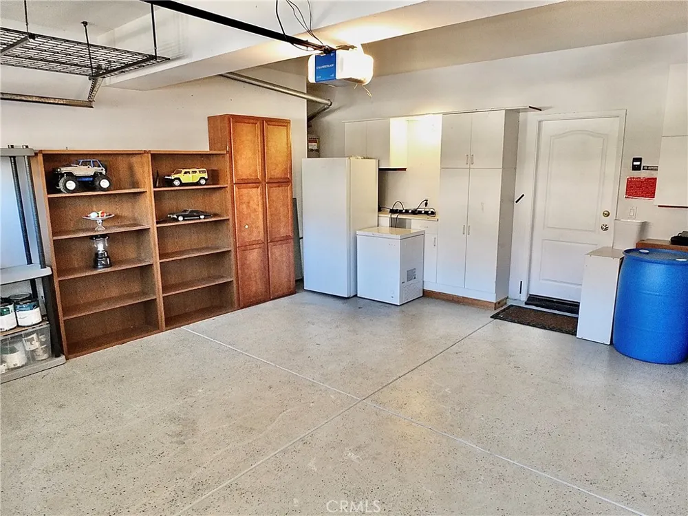 2471 Amelia Court Signal Hill, CA 90755