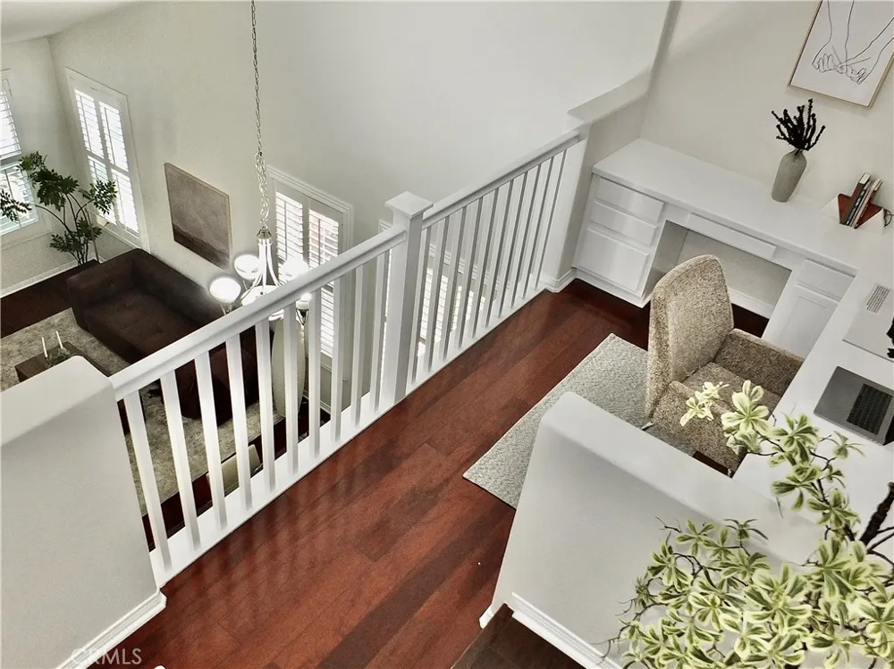 2471 Amelia Court Signal Hill, CA 90755