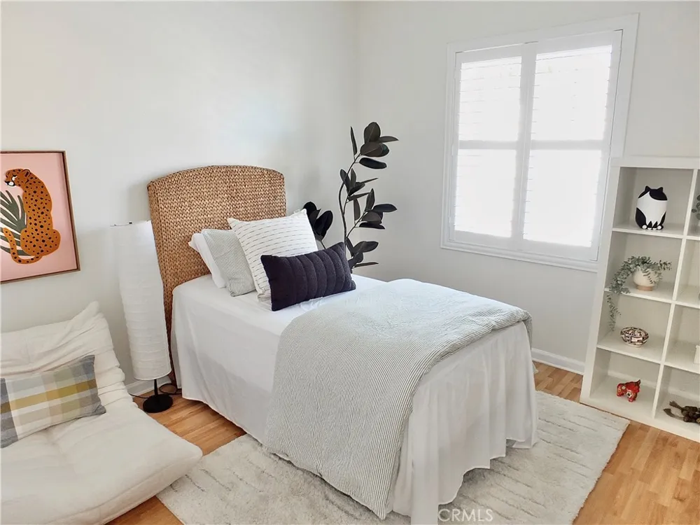 2471 Amelia Court Signal Hill, CA 90755