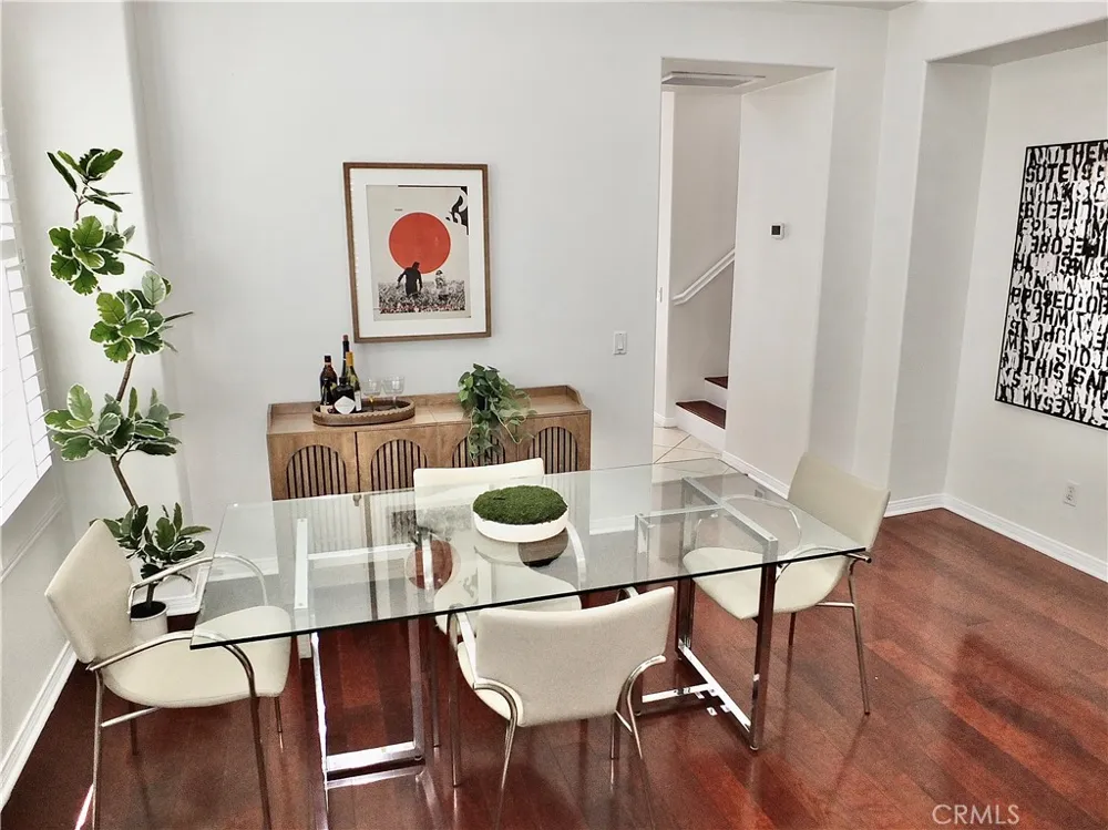 2471 Amelia Court Signal Hill, CA 90755
