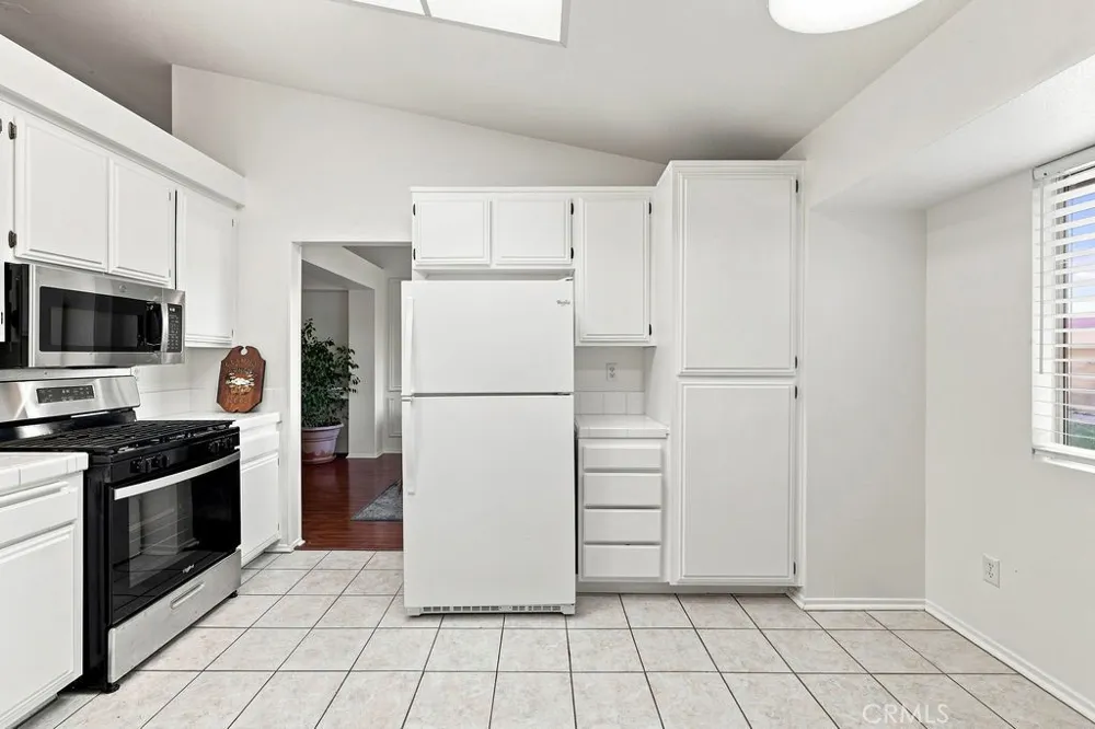 40324 Homeridge Palmdale, CA 93551