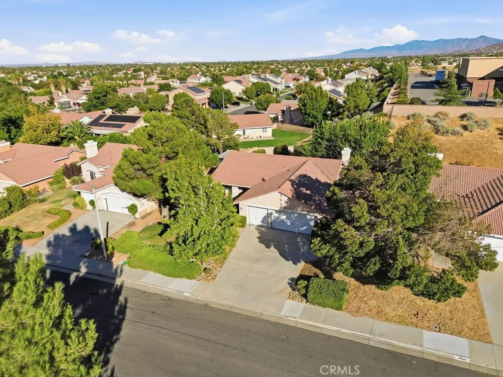 40324 Homeridge Palmdale, CA 93551