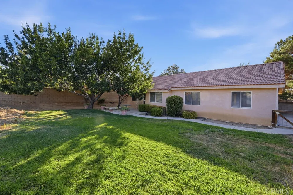40324 Homeridge Palmdale, CA 93551