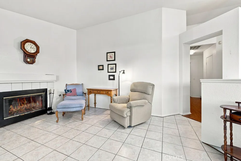 40324 Homeridge Palmdale, CA 93551