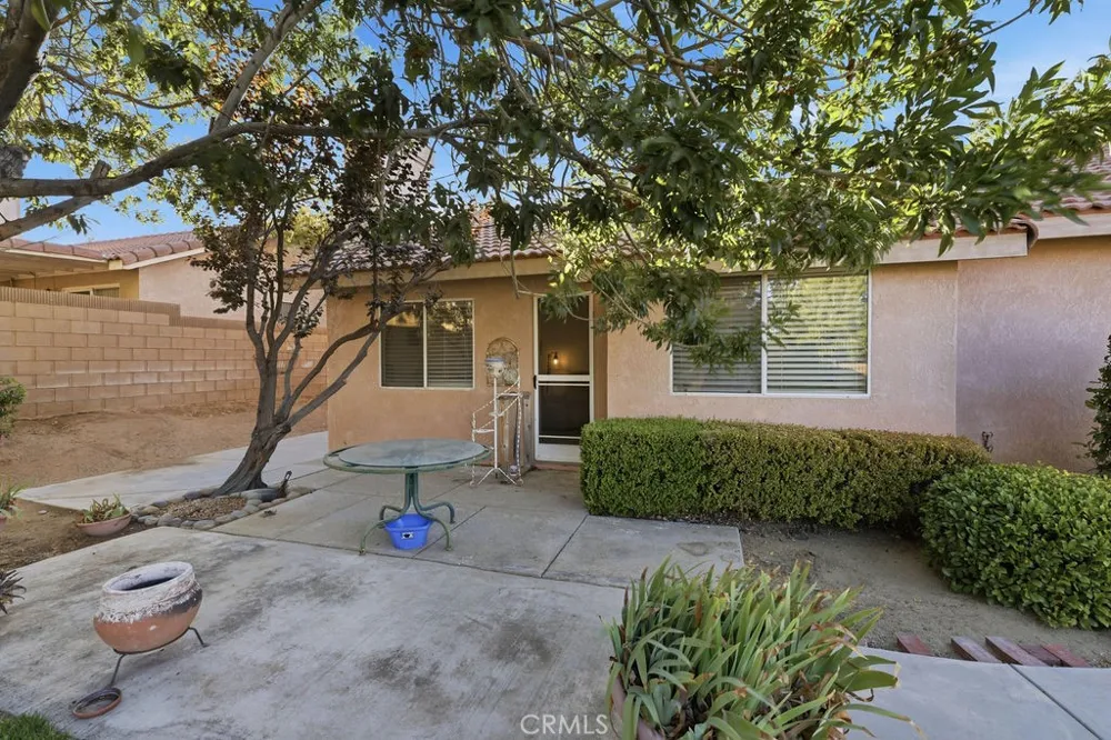 40324 Homeridge Palmdale, CA 93551