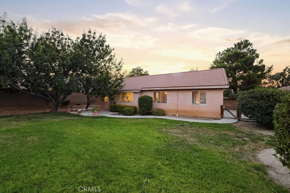 40324 Homeridge Palmdale, CA 93551