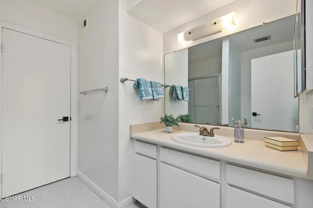 3623 Summershore Lane Westlake Village, CA 91361