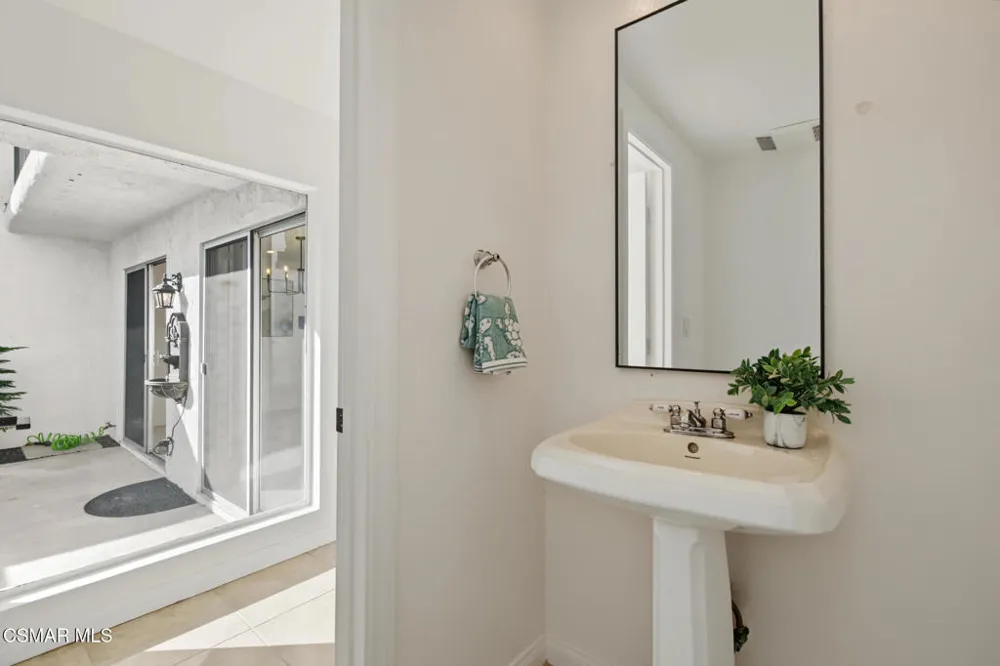 3623 Summershore Lane Westlake Village, CA 91361