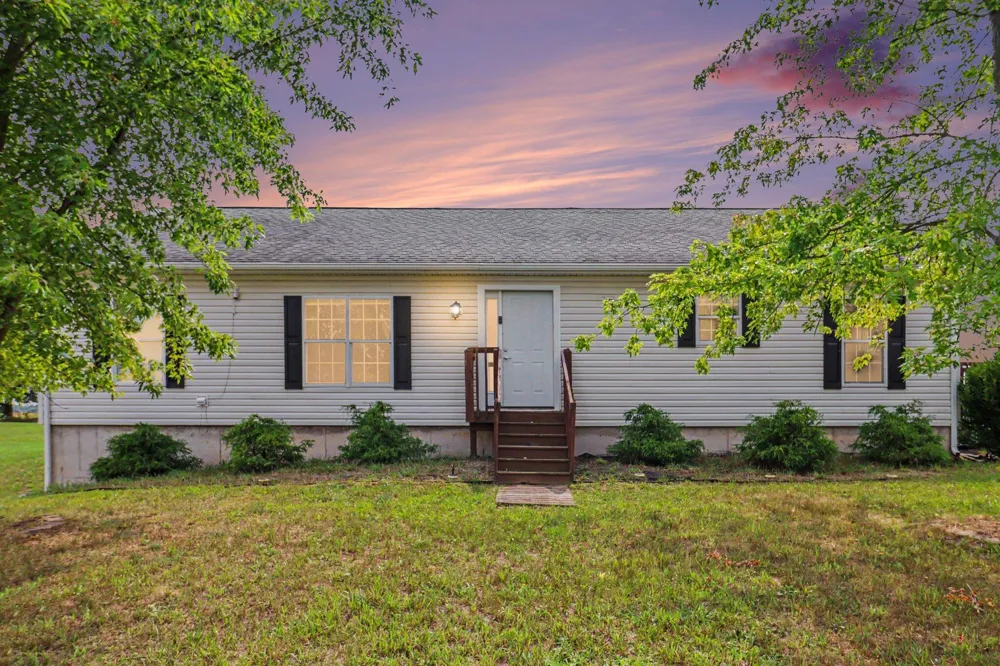 14743 Jefferson Road Morley, MI 49336