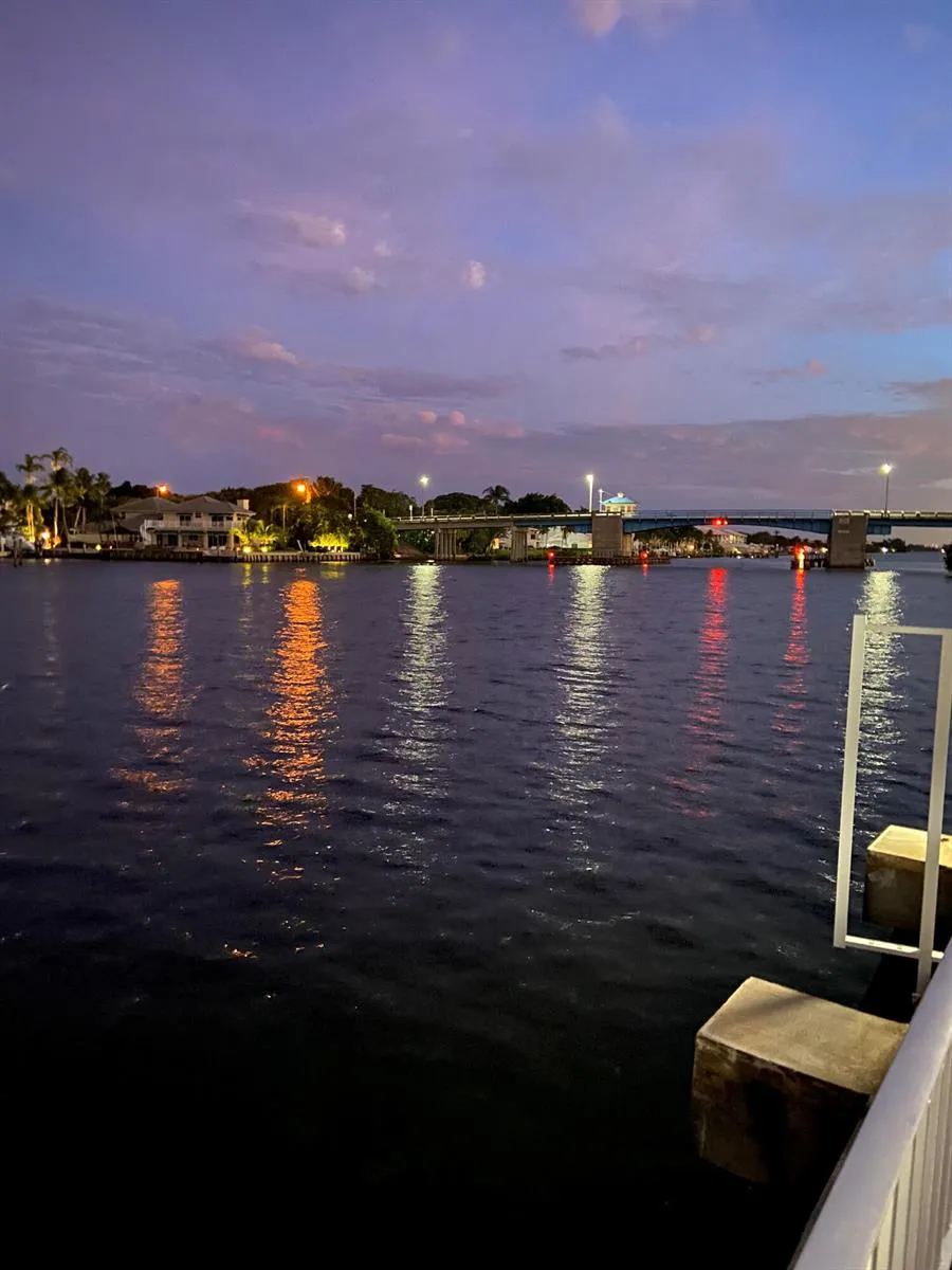 640 Snug Harbor Drive #F6 Boynton Beach, FL 33435