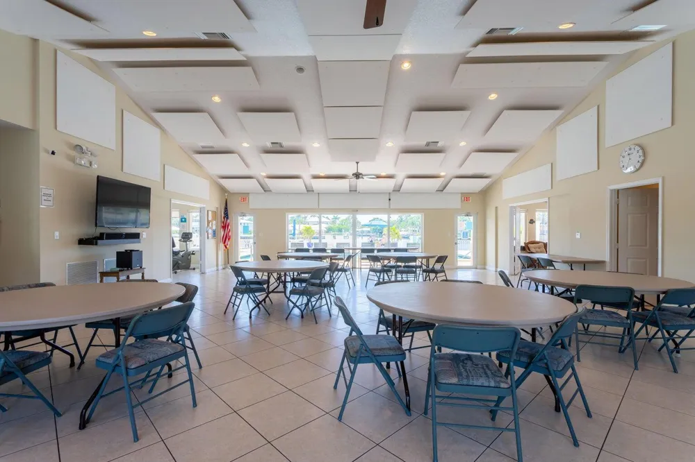 640 Snug Harbor Drive #F6 Boynton Beach, FL 33435