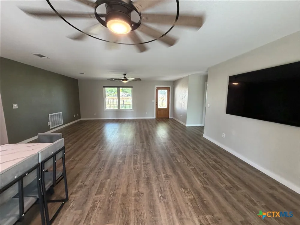 433 W Klein Road New Braunfels, TX 78130