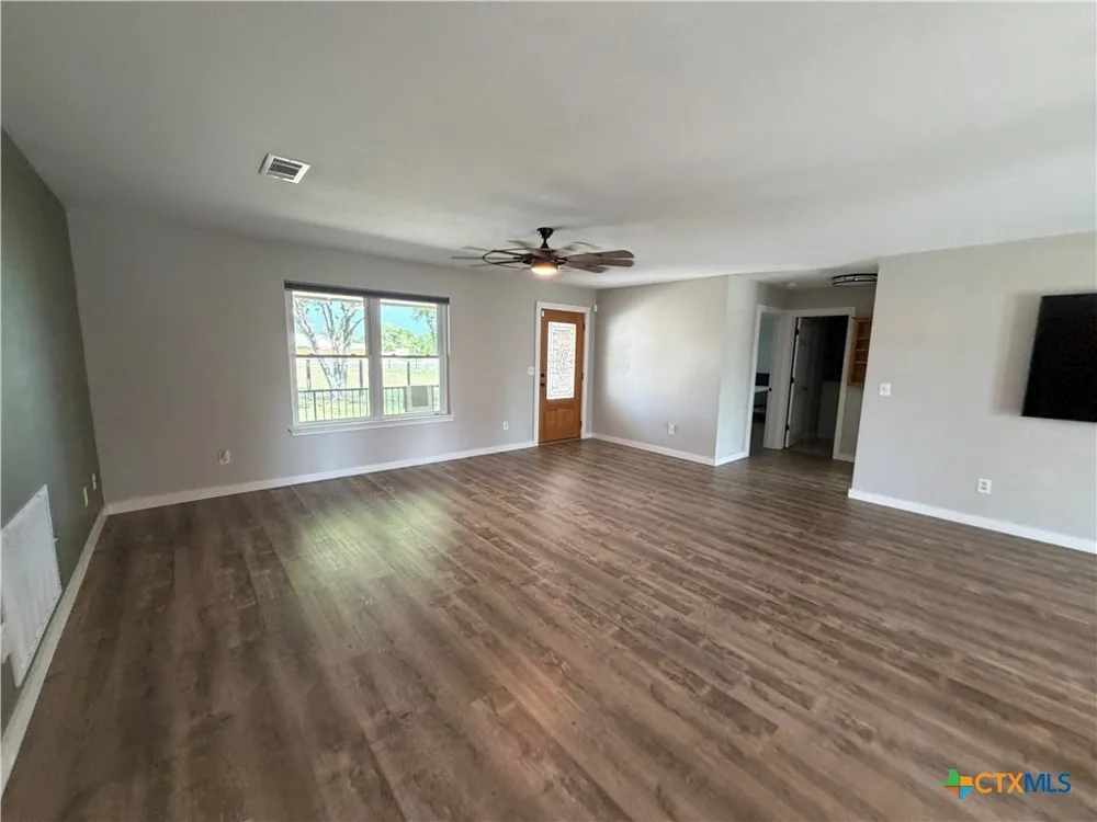 433 W Klein Road New Braunfels, TX 78130