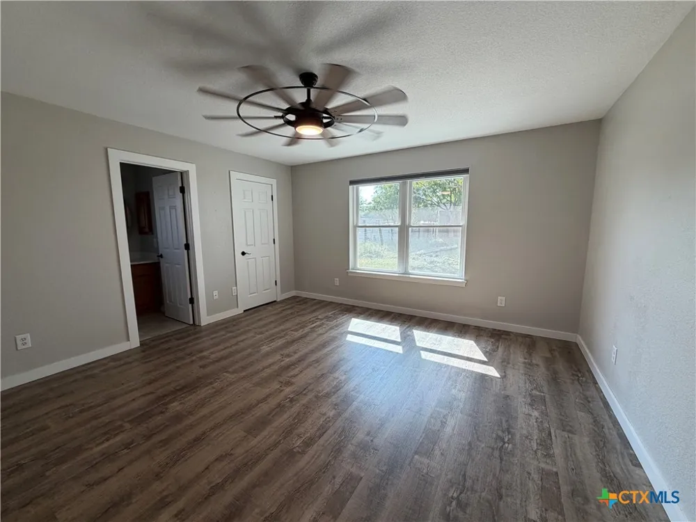 433 W Klein Road New Braunfels, TX 78130