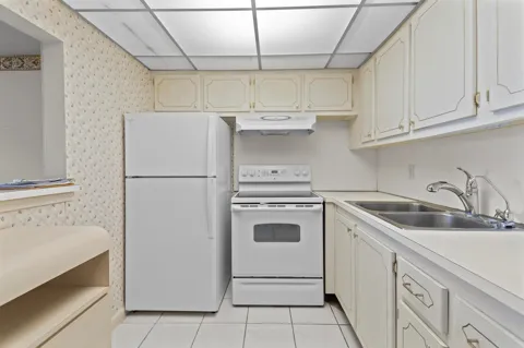 270 Farnham L #270