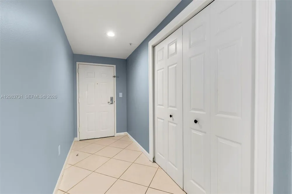 1155 Brickell Bay Dr #202 Miami, FL 33131