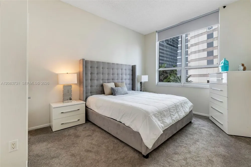 1155 Brickell Bay Dr #202 Miami, FL 33131