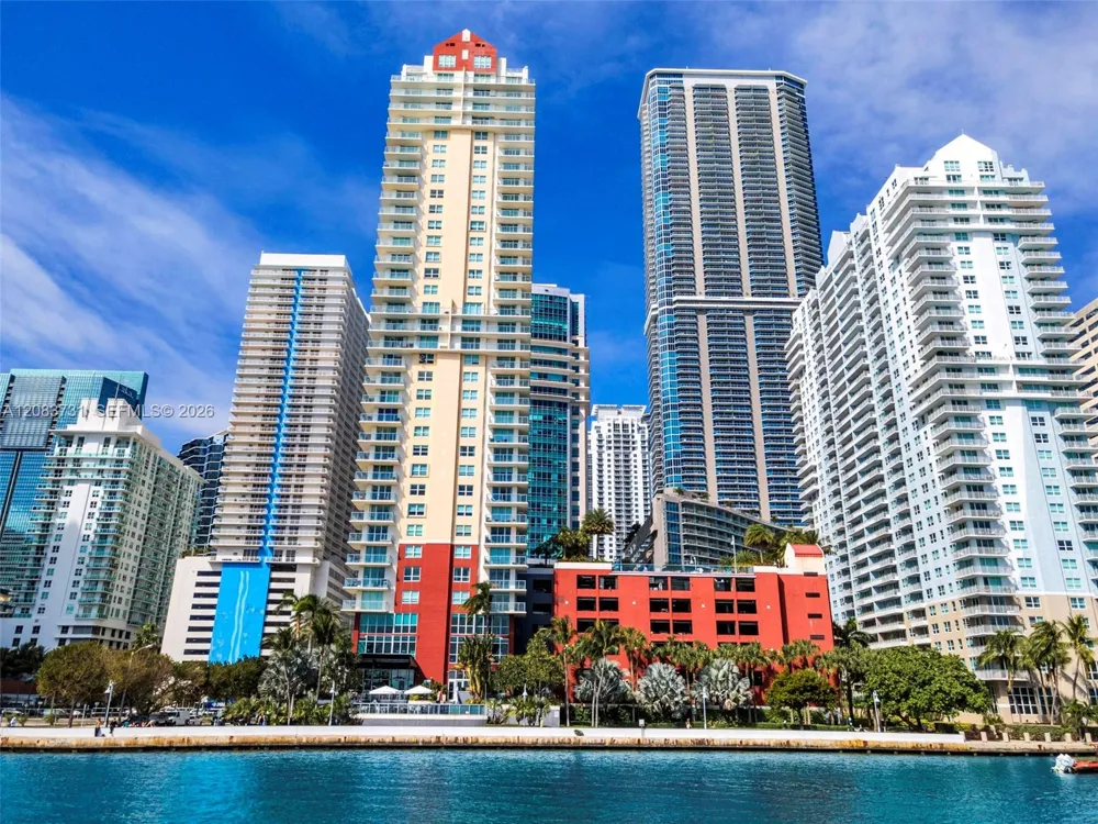 1155 Brickell Bay Dr #202 Miami, FL 33131