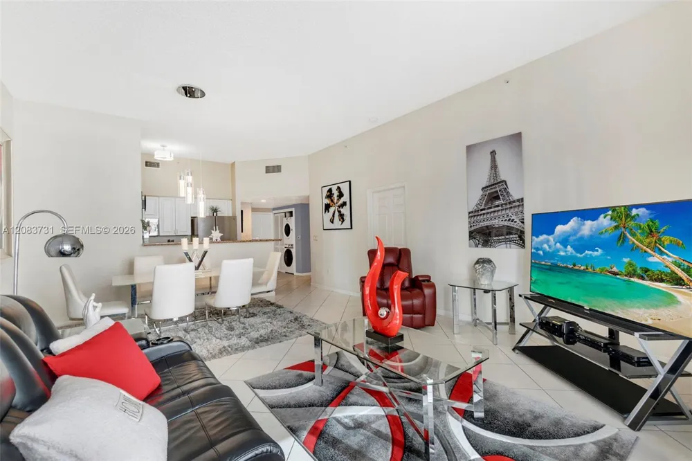1155 Brickell Bay Dr #202 Miami, FL 33131
