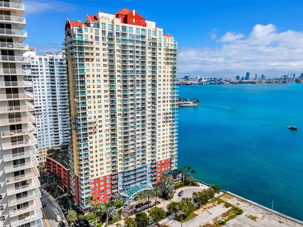 1155 Brickell Bay Dr #202 Miami, FL 33131