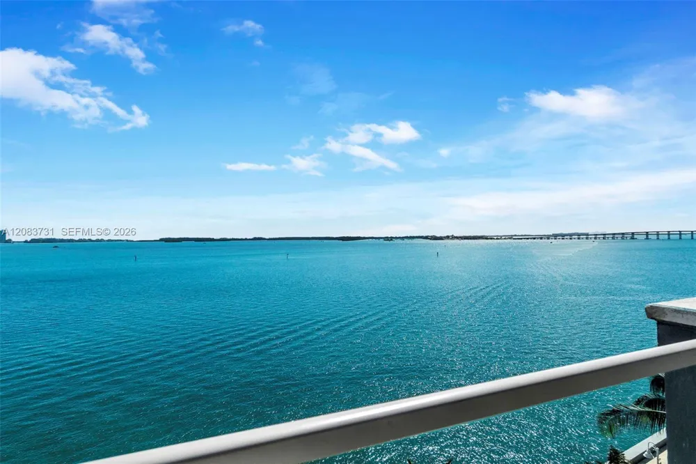 1155 Brickell Bay Dr #202 Miami, FL 33131