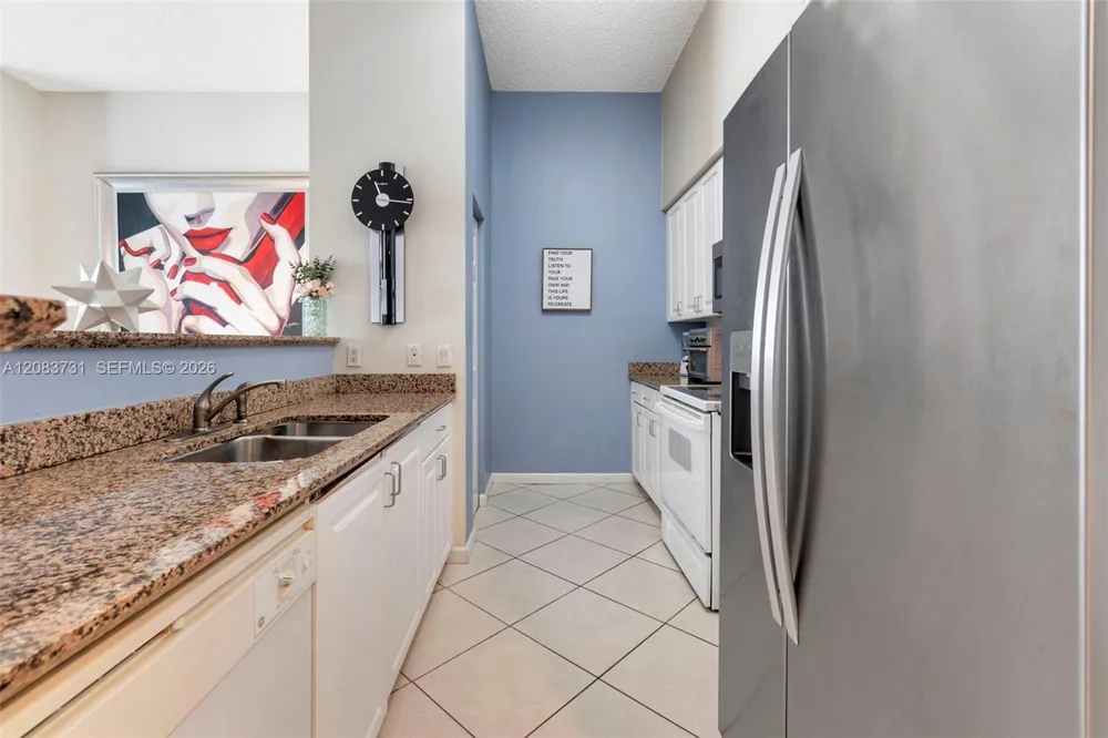 1155 Brickell Bay Dr #202 Miami, FL 33131