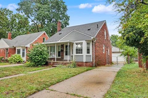 8242 Riverdale Street