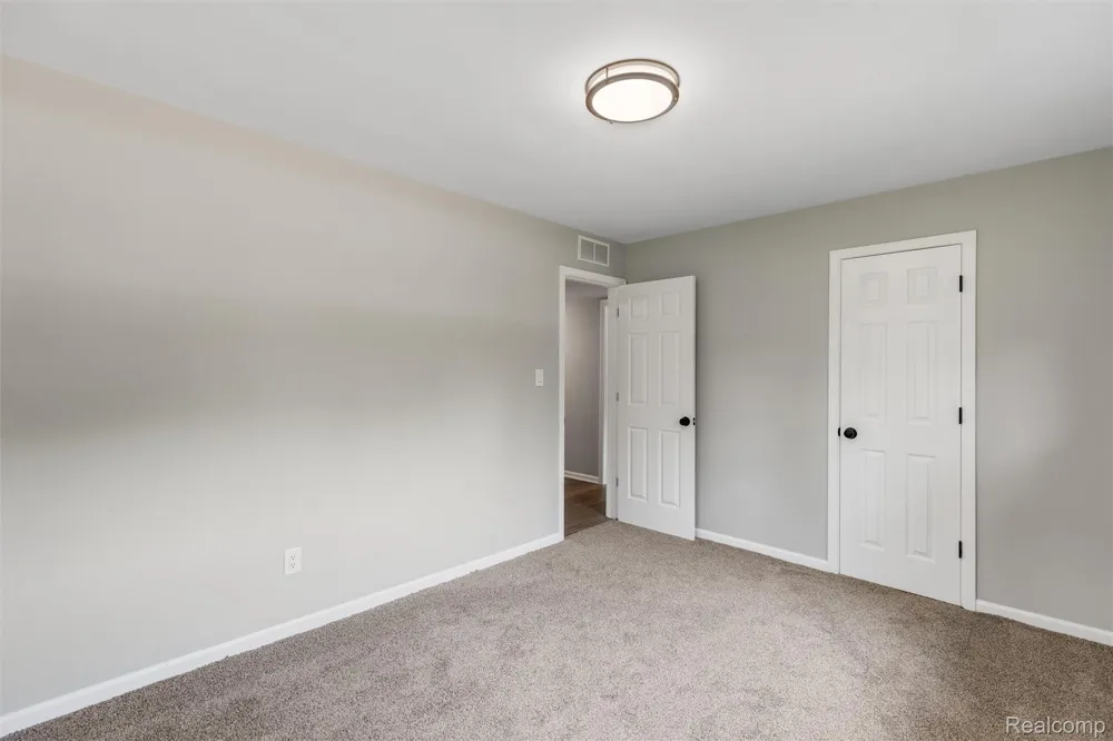 26261 La Muera Street Farmington Hills City, MI 48334