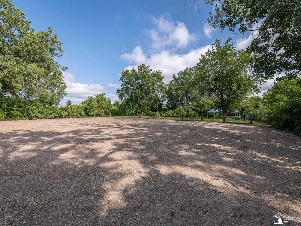 14060 Laplaisance Road Monroe Charter Township, MI 48161