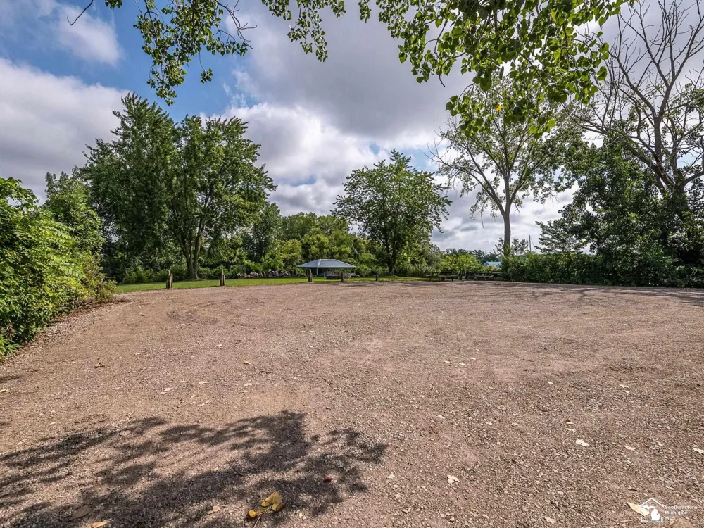 14060 Laplaisance Road Monroe Charter Township, MI 48161