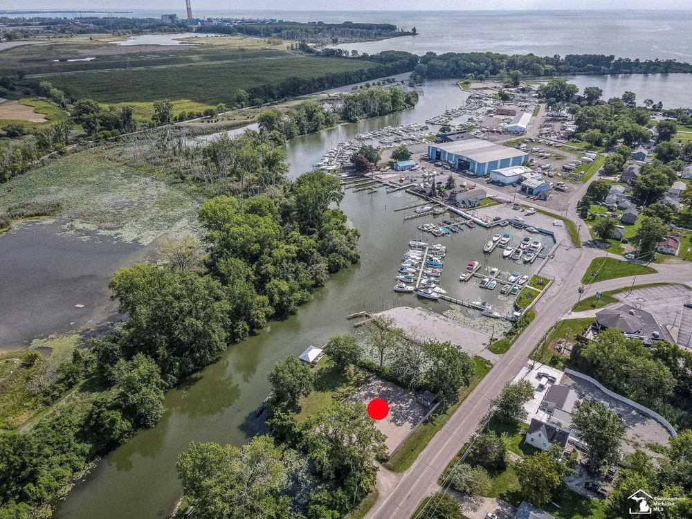 14060 Laplaisance Road Monroe Charter Township, MI 48161