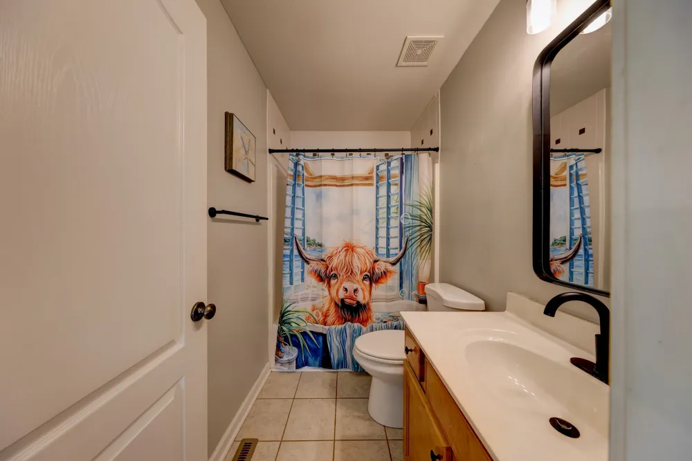 3141 Holly Pt Clarksville, TN 37043
