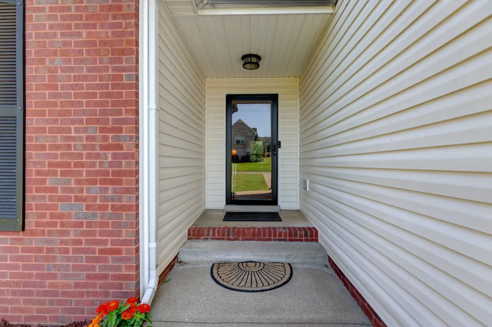 3141 Holly Pt Clarksville, TN 37043