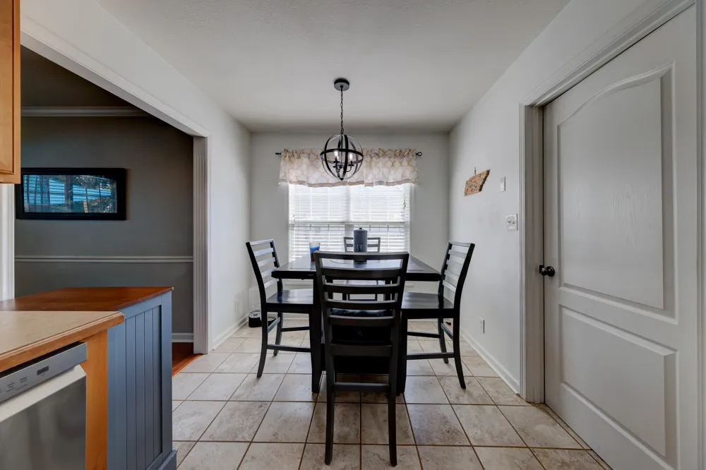 3141 Holly Pt Clarksville, TN 37043