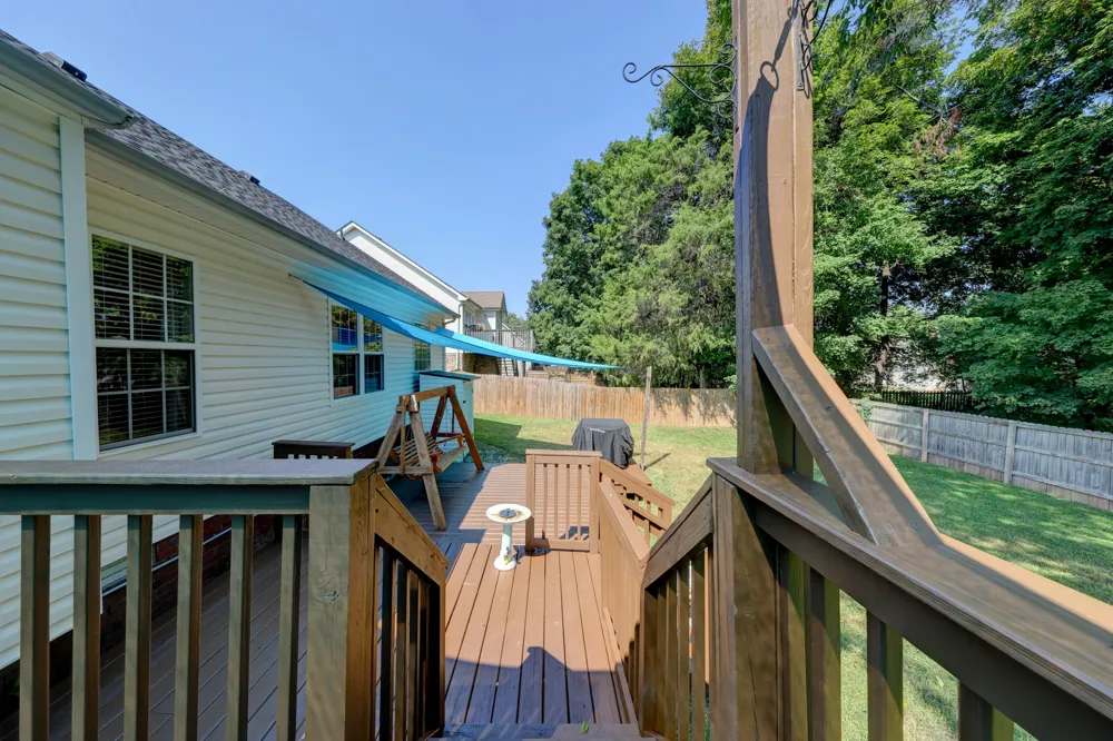 3141 Holly Pt Clarksville, TN 37043