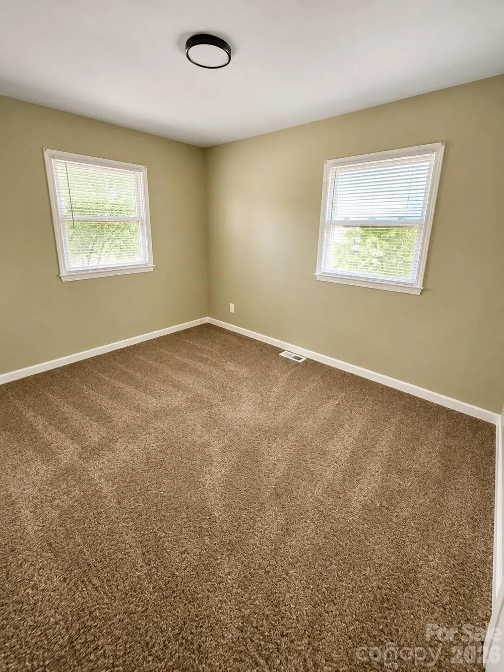 2756 Coronet Way Charlotte, NC 28208