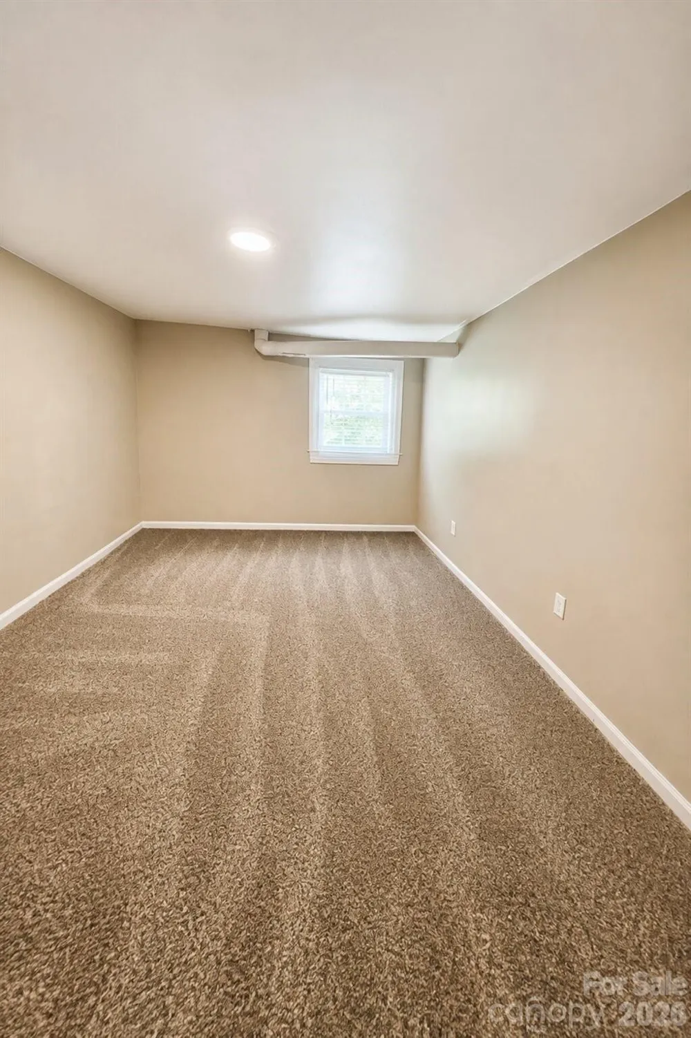 2756 Coronet Way Charlotte, NC 28208