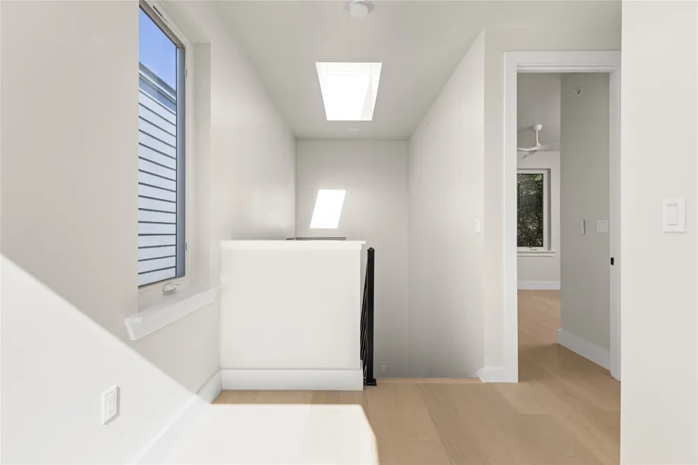 100 W Odell Street #2 Austin, TX 78752