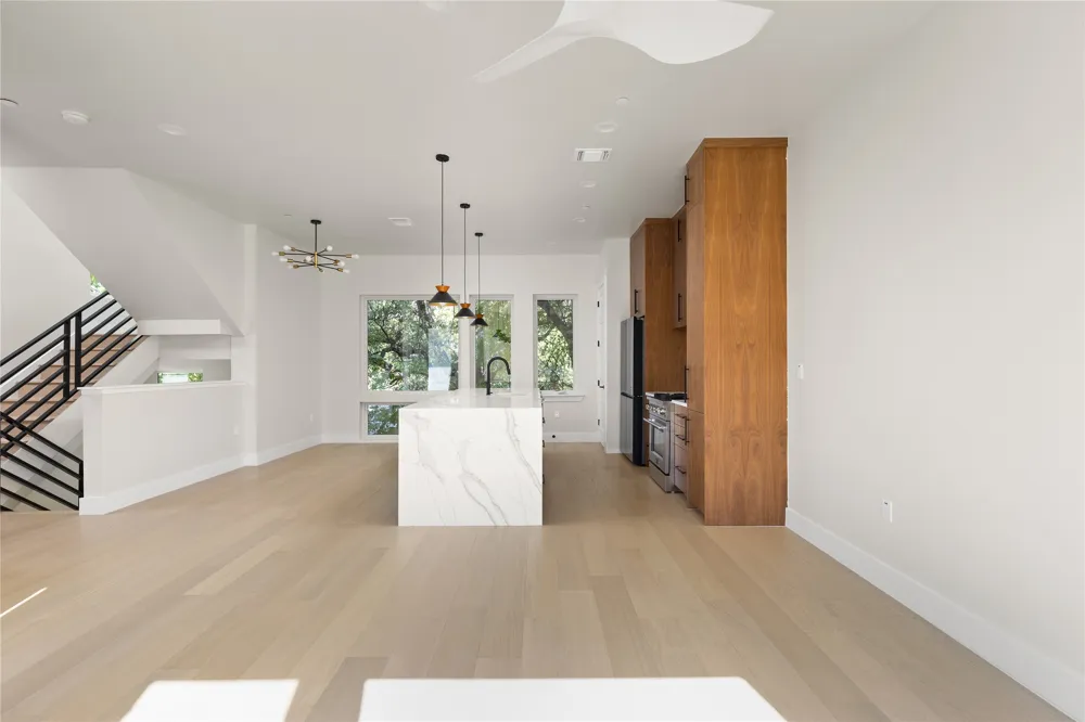 100 W Odell Street #2 Austin, TX 78752