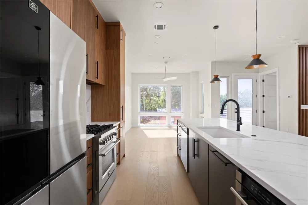 100 W Odell Street #2 Austin, TX 78752