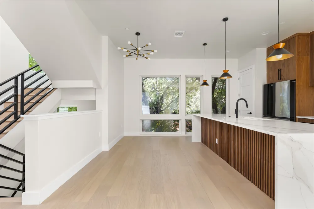 100 W Odell Street #2 Austin, TX 78752