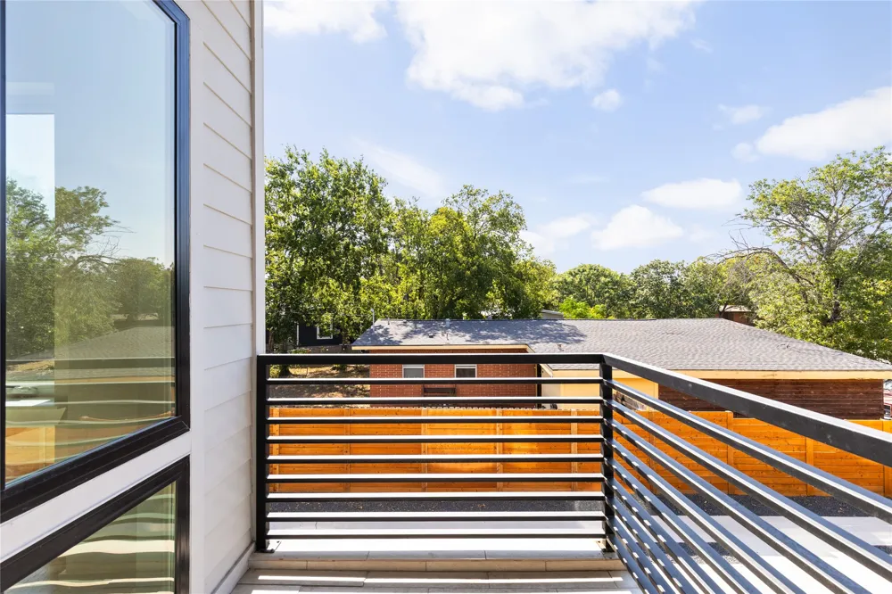 100 W Odell Street #2 Austin, TX 78752