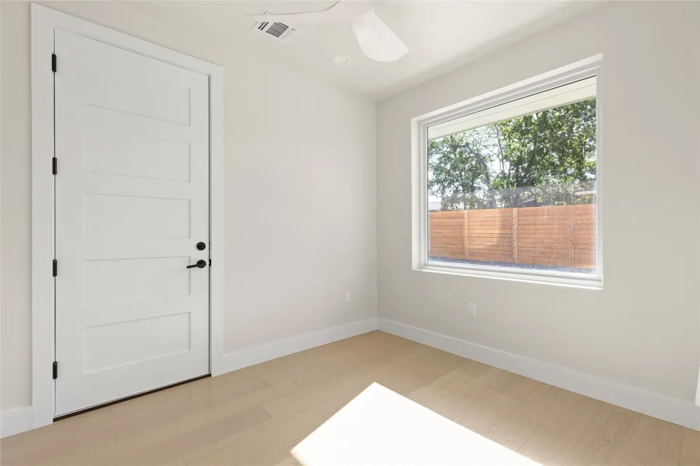 100 W Odell Street #2 Austin, TX 78752