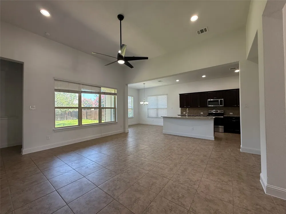 1512 Long Shadow Lane Georgetown, TX 78628