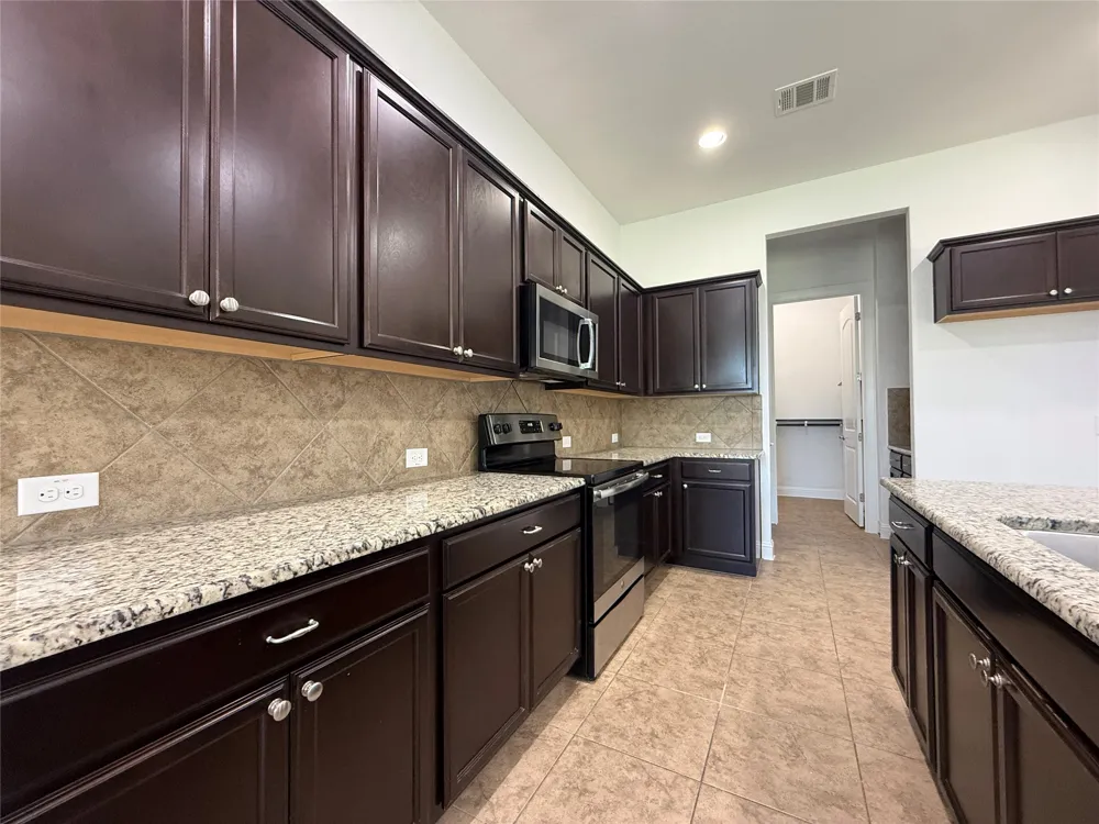 1512 Long Shadow Lane Georgetown, TX 78628