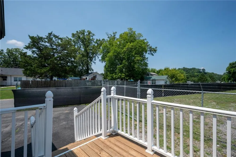 2213 Cleveland Highway Dalton, GA 30721
