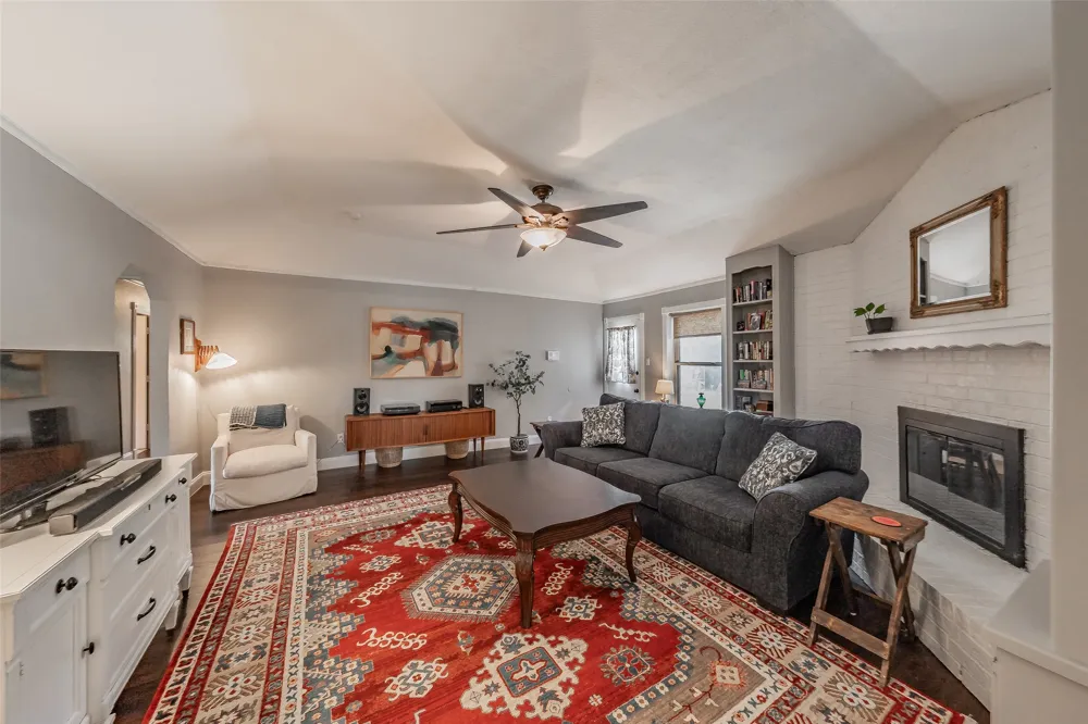 5500 Meadow Oak Street North Richland Hills, TX 76180